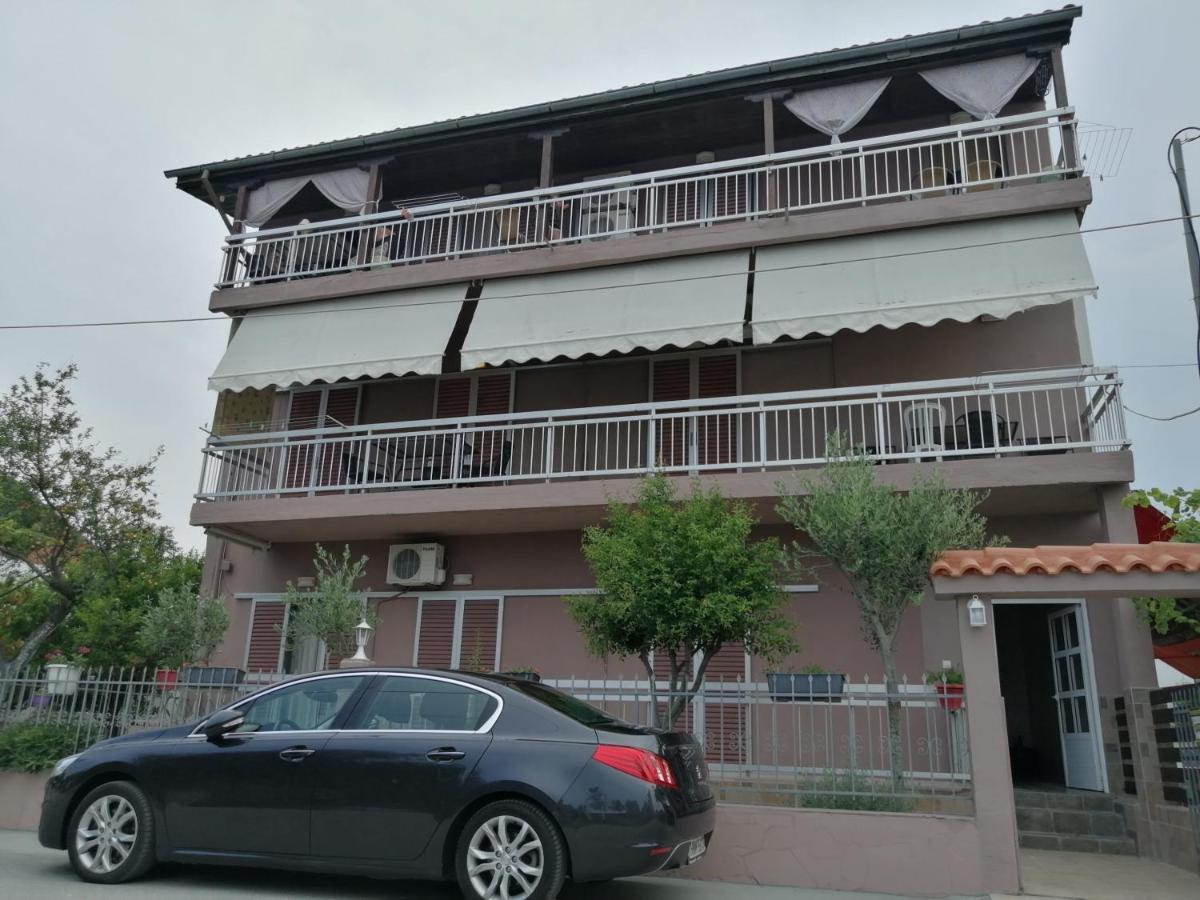 Ο Ακλόνητος Nea Mesangala Exterior foto